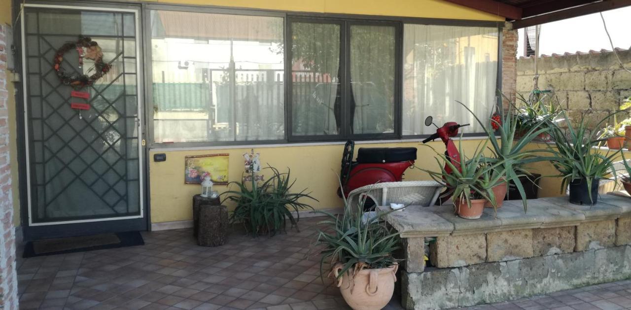 Stanza Azzurra Hotel Sant'Egidio del Monte Albino Luaran gambar