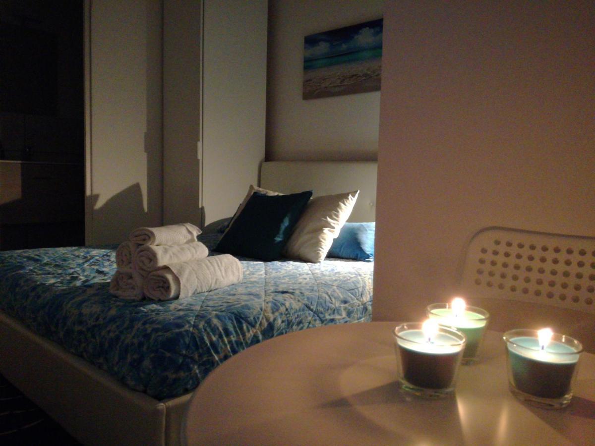 Stanza Azzurra Hotel Sant'Egidio del Monte Albino Luaran gambar
